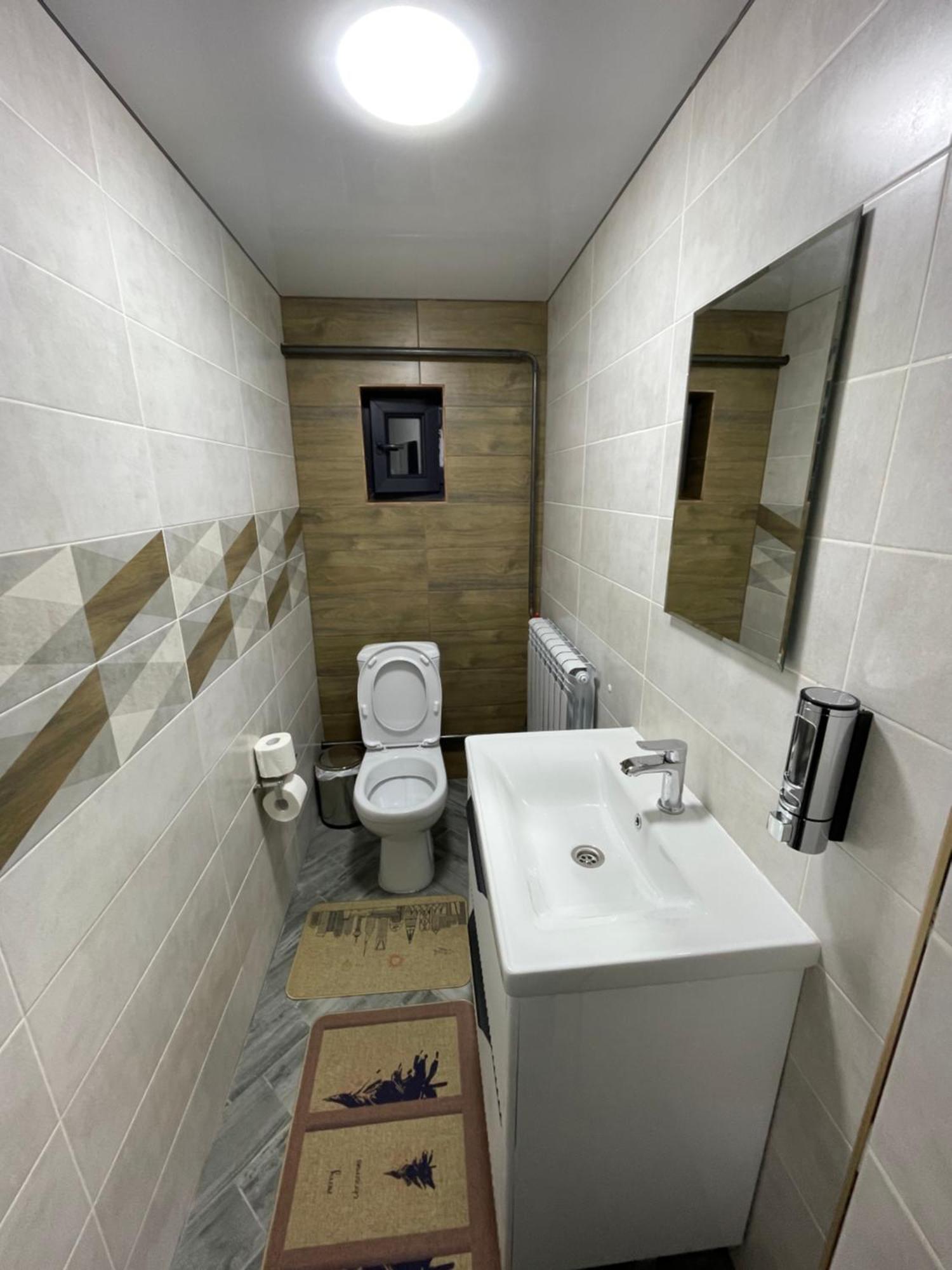 Fam_House Otel Bişkek Dış mekan fotoğraf